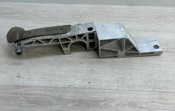Porsche Panamera (970) Sway bar bush bracket, front 97034111307 97034111311