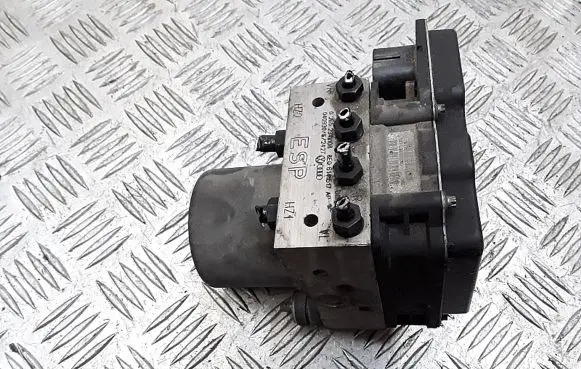 Audi A4 S4 B6 8E 8H ABS Pump