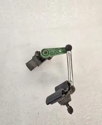 Porsche 911 991 Air suspension front height level sensor 99163138100