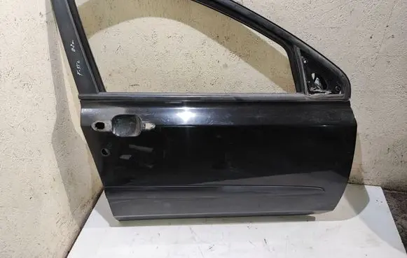 Fiat Stilo Front door