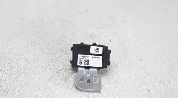 Nissan Qashqai Gateway control module 284T16FL0B F005V02138