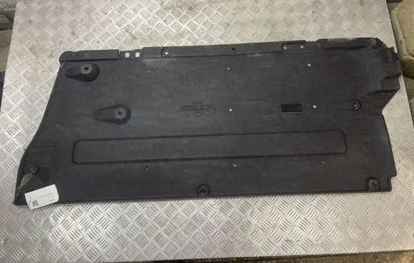 Hyundai i30 Engine splash shield/under tray 84145G4120