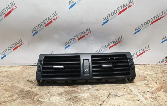 BMW X5 E70 Dash center air vent grill 9210705 9220101
