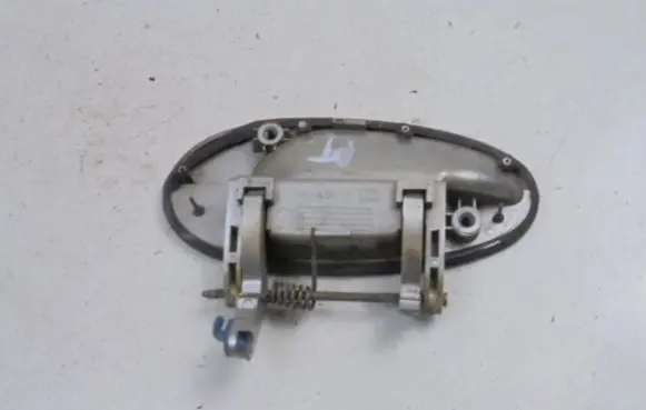 Chevrolet Tacuma Rear door exterior handle