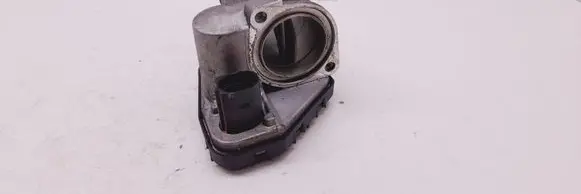 Renault Megane III Throttle valve 8200302798F
