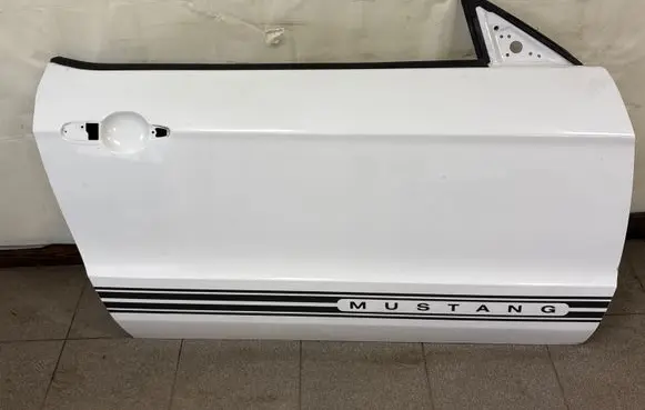 Ford Mustang V Door (2 Door Coupe) 