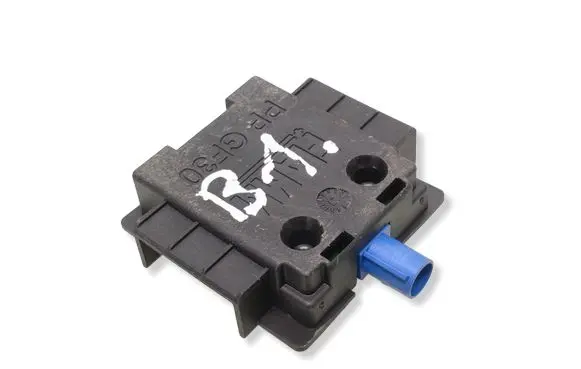 Peugeot 2008 II Aerial antenna amplifier 9832982380