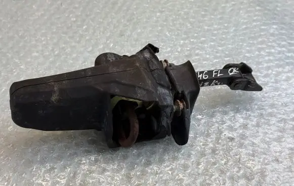 BMW 3 E46 Rear door check strap stopper 51228231995 8231995
