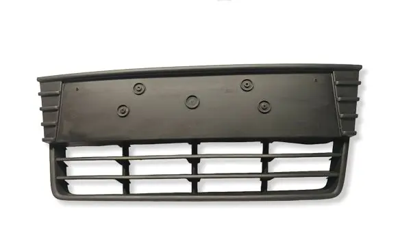 Ford Focus Front bumper lower grill BM5117K945A