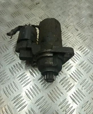 Volkswagen Golf IV Starter motor