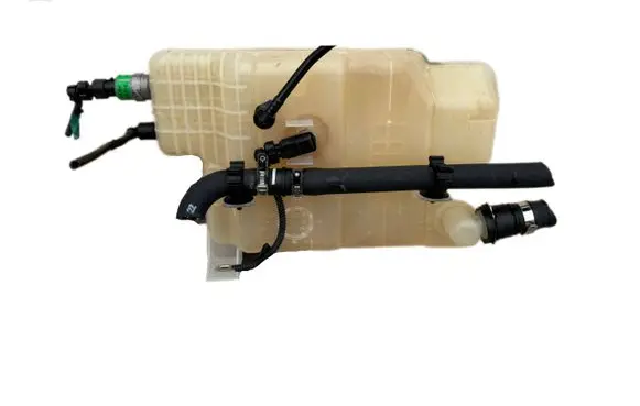 Iveco Daily 6th gen Coolant expansion tank/reservoir 5801303409