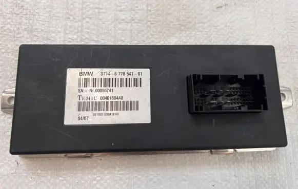 BMW 5 E60 E61 Active stabilizer control unit 6778541