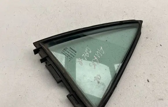 Toyota Auris 150 Rear vent window glass 43R00048 DOT24M189AS2