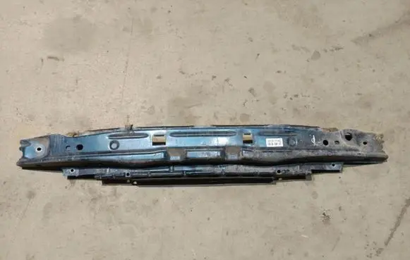 Opel Zafira A Front bumper cross member