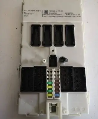 BMW 1 F20 F21 Central body control module 9280622 0569209536 51948AF02