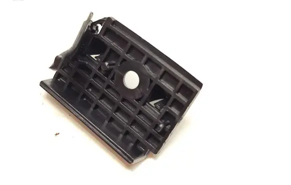 Tesla Model 3 Fender mounting bracket 108417200F