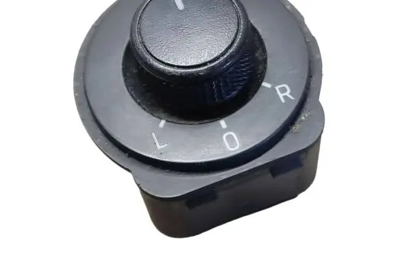 Skoda Octavia Mk3 (5E) Wing mirror switch 5E0959565B