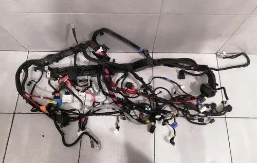 Tesla Model Y Front door wiring loom/harness boot 256796407B