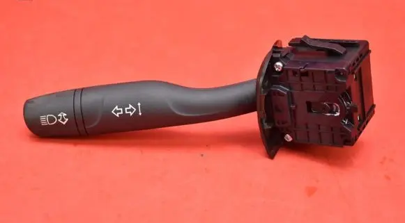 Bedford Astra Headlight wiper switch 39043505