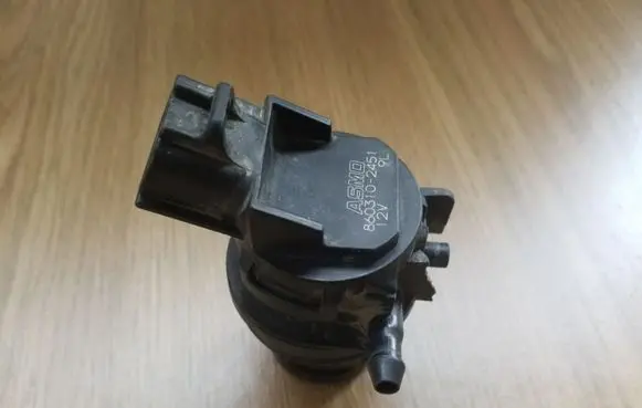Mazda CX-7 Windscreen/windshield washer pump 8603102451