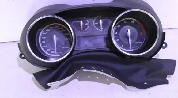 Alfa Romeo Giulietta Speedometer (instrument cluster) 50516472 000078 A2C53352721