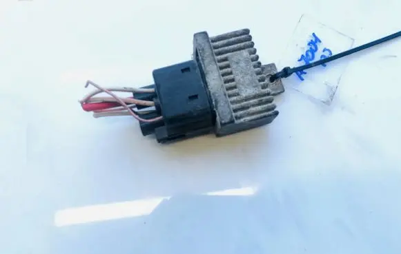 Renault Scenic II - Grand scenic II Glow plug pre-heat relay 7700115078