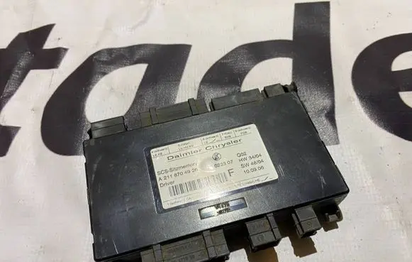 Mercedes-Benz E W211 Seat control module A2118704926 2118704926