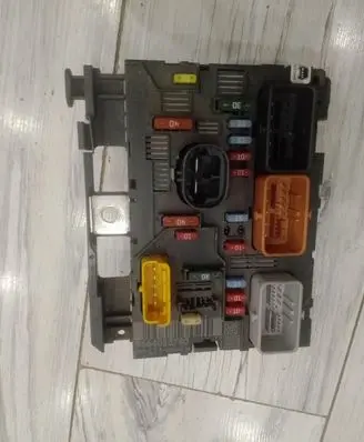 Citroen C3 BSM Control unit 9664055780