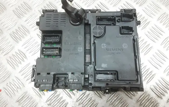 Peugeot 206 Comfort/convenience module 9626460880