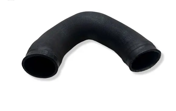 Volkswagen Touareg I Intercooler hose/pipe 7L6145972C