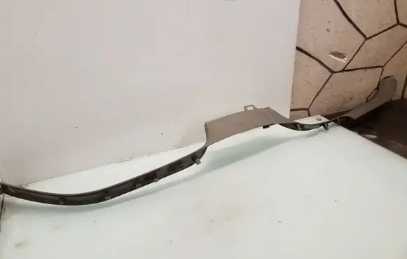 Renault Scenic II - Grand scenic II Other sill/pillar trim element 8200084332