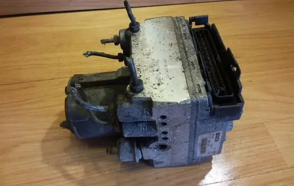 Mitsubishi Carisma ABS Pump MR307219 0265216019