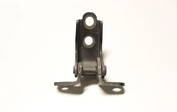 Honda CR-V Front door upper hinge