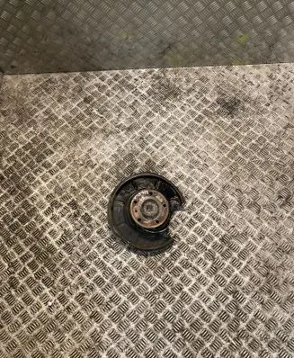 Mercedes-Benz A W169 Rear wheel hub 1699810027 A1699810027