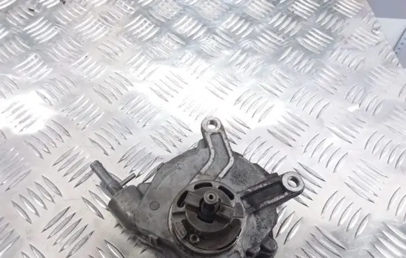 Toyota RAV 4 (XA30) Vacuum pump VAPEC19S