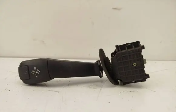 BMW 5 E39 Indicator stalk