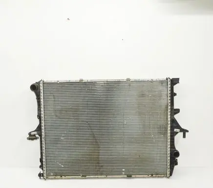 Audi Q7 4L Coolant radiator 7L6121253B