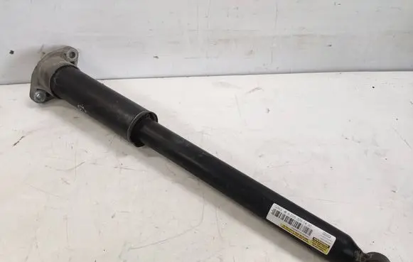 Mercedes-Benz C AMG W205 Rear shock absorber/damper A2053207430 F4BE3K054W2 1624500030501