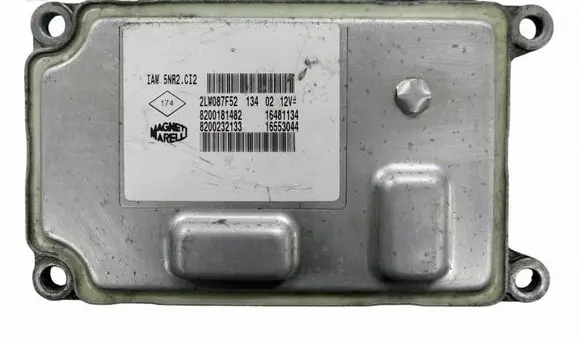 Renault Clio II Engine control unit/module 8200123485