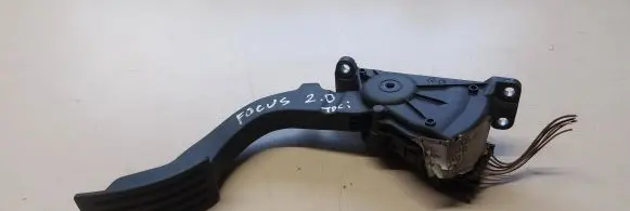 Ford Focus Accelerator throttle pedal 4M519F836CK