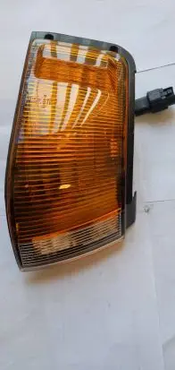 Mazda 323 Front indicator light 21061301