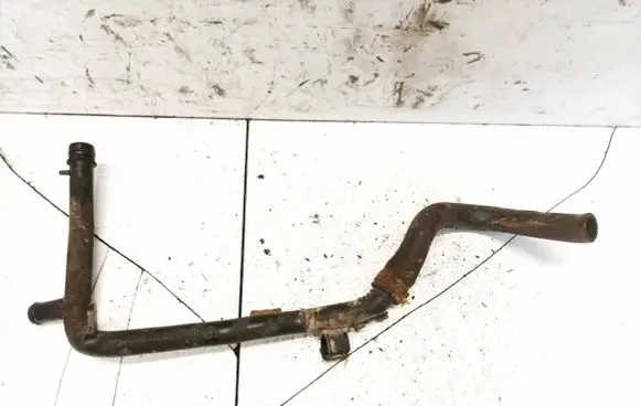 Volkswagen Tiguan Engine coolant pipe/hose