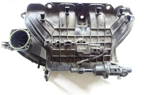 Audi A1 Intake manifold 03F145749C