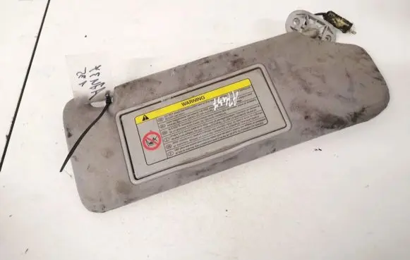 Toyota Avensis T250 Sun visor