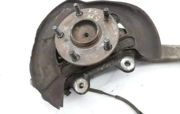 Lexus IS 220D-250-350 Front wheel hub