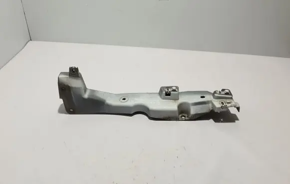 Mercedes-Benz Citan W415 Fender mounting bracket 631238779R