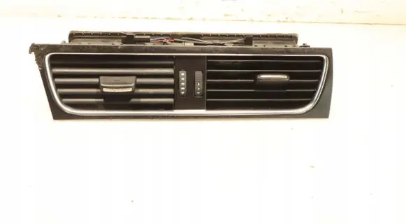 Audi A5 8T 8F Dashboard air vent grill cover trim 8T1820951C
