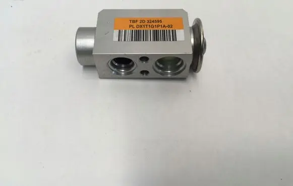 Volvo XC40 Air conditioning (A/C) expansion valve 324595