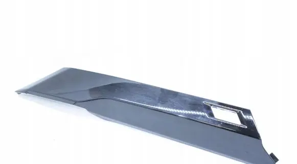 BMW 7 G70 Front door trim bar 9117482