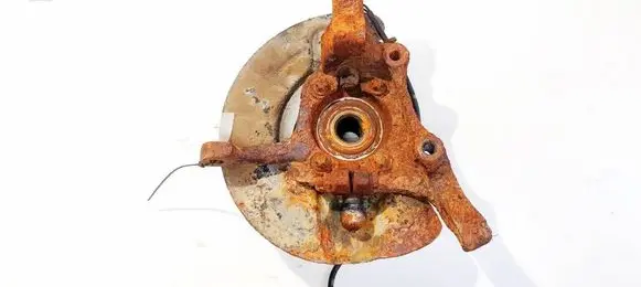 Front wheel hub